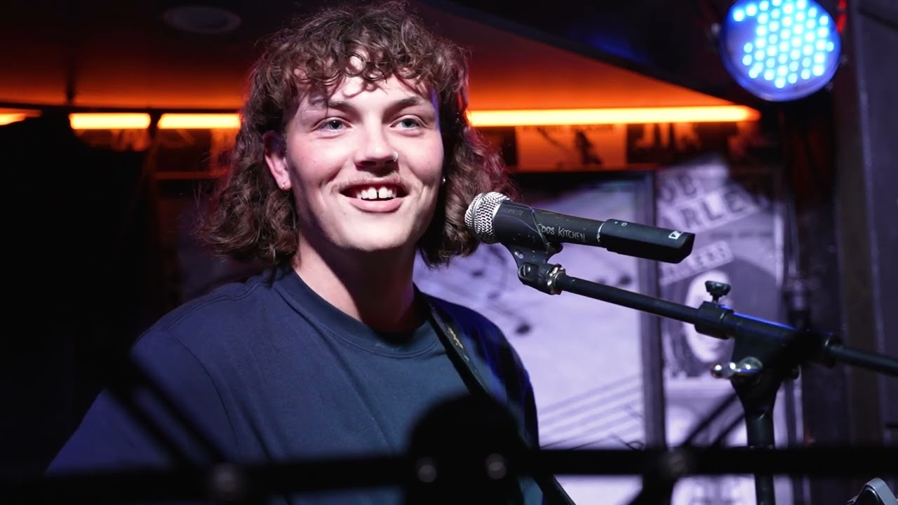 Elliot Willis Live @ Gods Kitchen Mornington (10/01/2023)