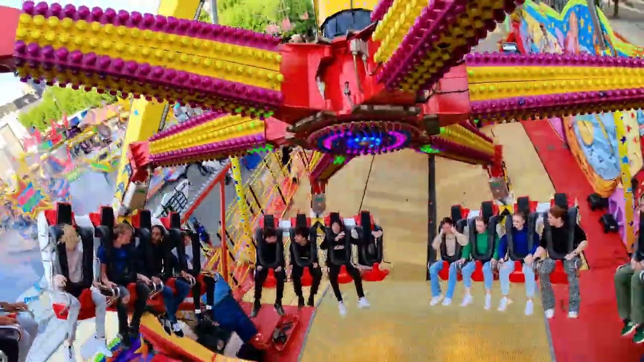 Onride Show Time (van de Wiel) Servaas Kermis (Kirmes) (Funfair) Maastricht 2022