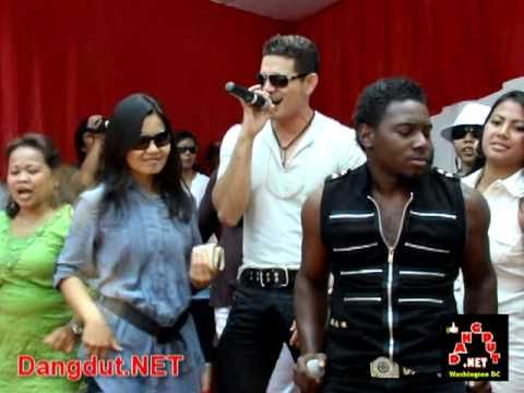 DANGDUT DI AMERIKA, BENIQNO MENYANYI LAGU DANGDUT DENGAN ORANG AMERIKA DANGDUT DI AMERIKA, BENIQNO MENYANYI LAGU DANGDUT DENGAN ORANG AMERIKA