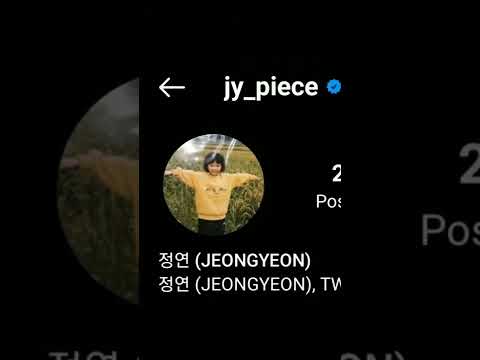 Twice member's insta but there is a problem...