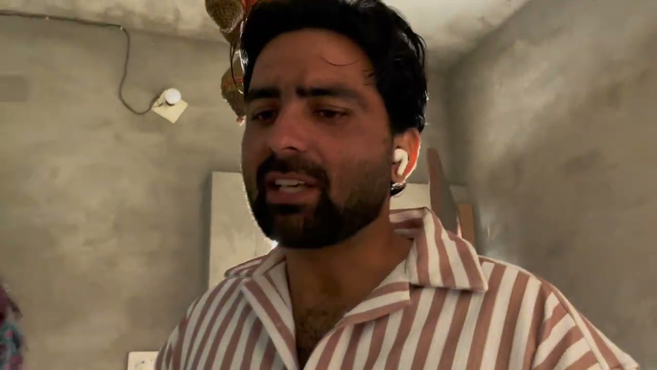 आपी रोटी बना गे खानी पड़ी 😄