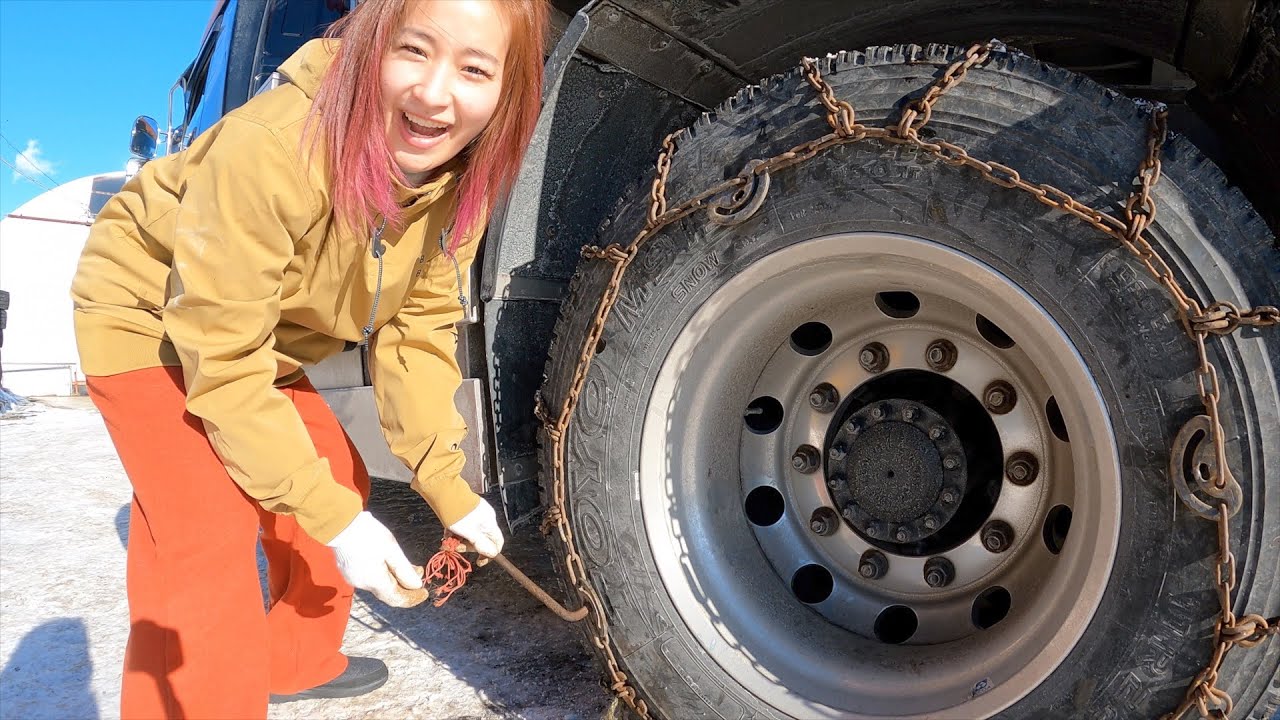 【ばばし】関西人が北海道でチェーン巻きに挑戦⁉️北海道の女トレーラー運転手が教えた🐥