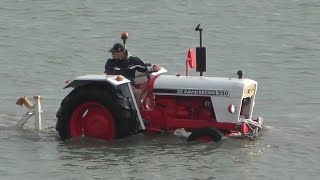 Traktoren im Wasser - Tractors in the water DEUTZ-FAHR / David Browne 990 / FIATAGRI F100 - 4K