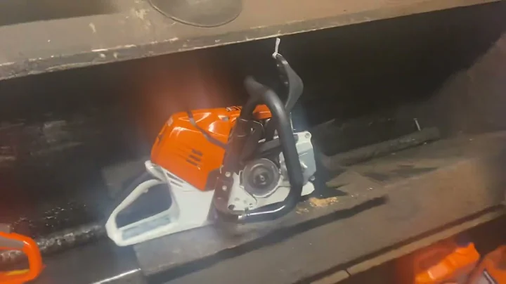 Donny walkers chainsaws showing Stihl handle bars