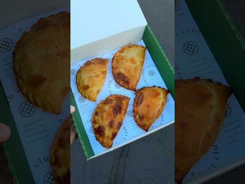 Trying Crust Club's SAVORY Pies! 🥧 | Crumbl Crust Club Review #fastfood #foodreview