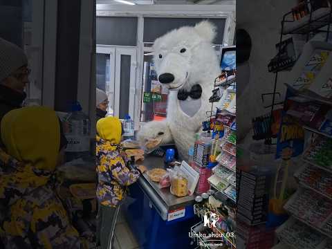 Коллектив поздравил директора магазина с днем рождения 🤩. #shorts