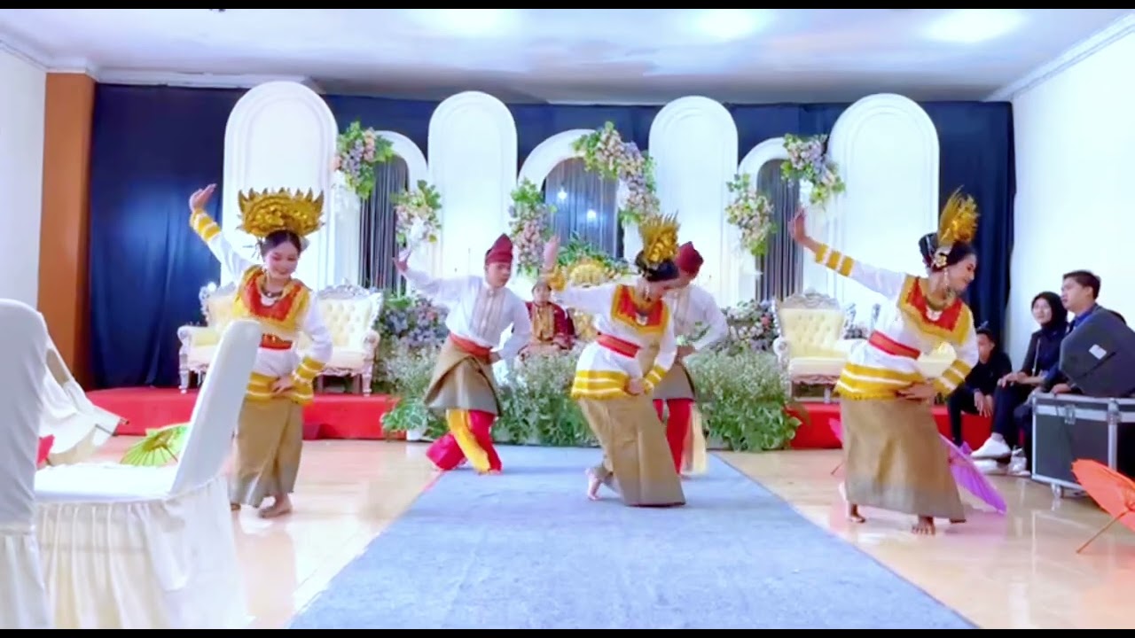 Tari kreasi Minang - Baralek gadang