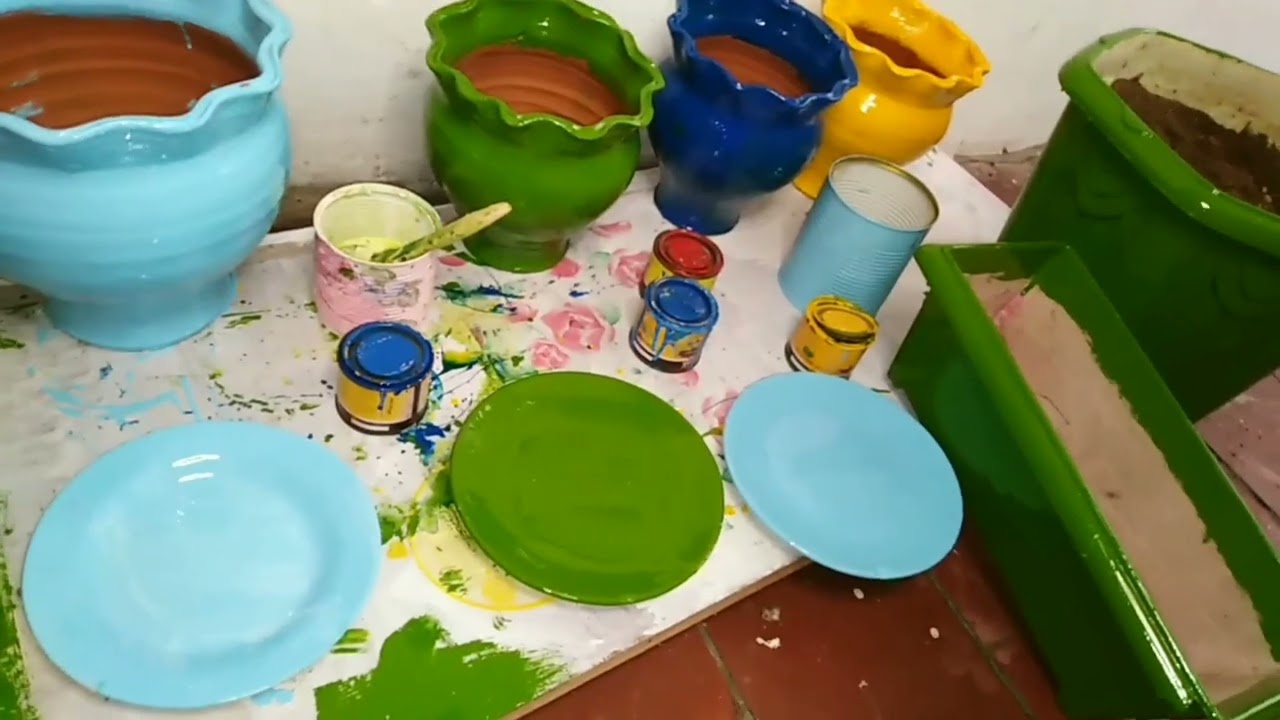 اجيوو تشوفو معايا كيفيه صبغ المزهريات👍😂❤️