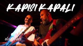 Kapısı Kapalı - At Waywards
