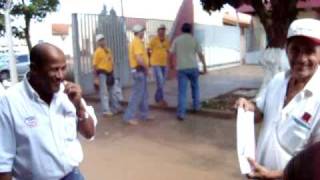 Continua Luizinho Peitinho