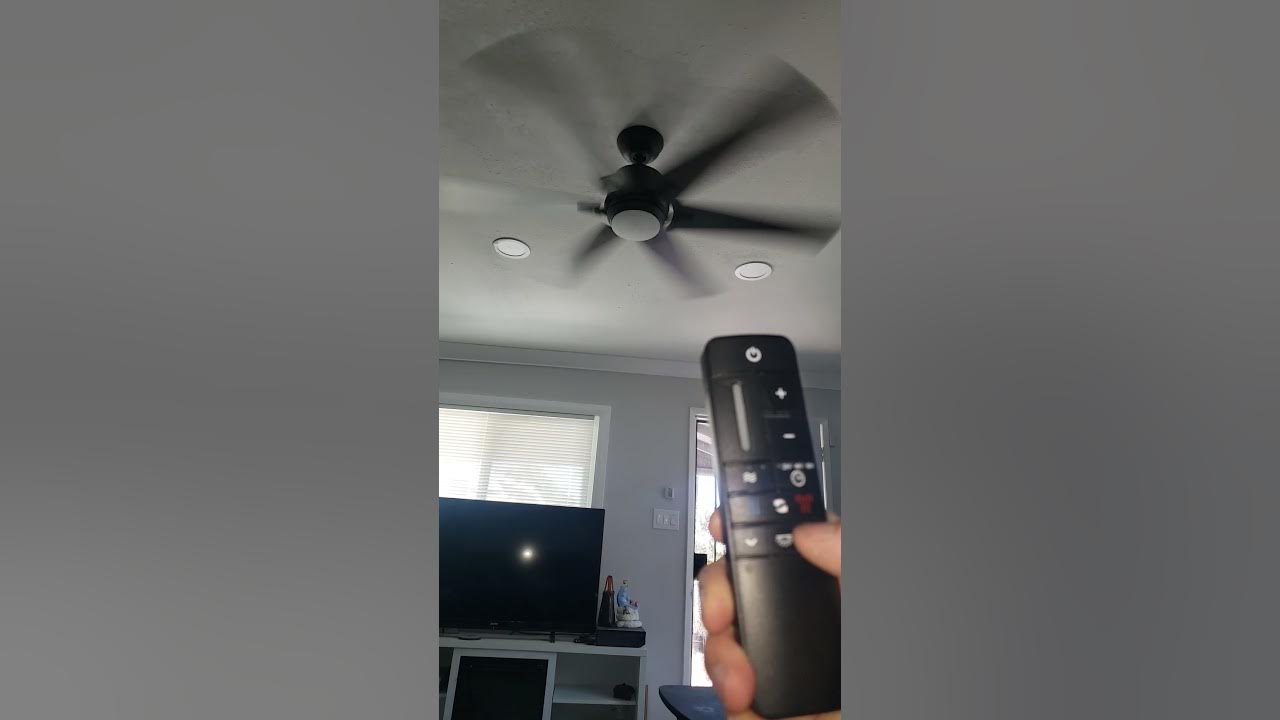 Ceiling fan light flickers when off and fan is running. YouTube