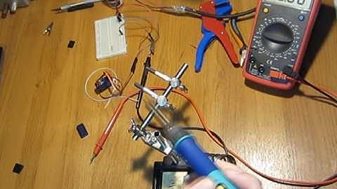 Обратная связь положения (угла поворота) сервопривода.