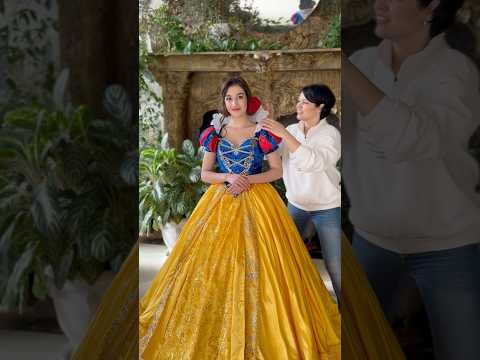 #BACKSTAGE ❤️#princessdress #snowwhite #fairytale #disneyprincess #cosplay #cosplaygirl #dressup