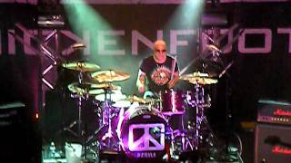trnglftdrumslo.avi