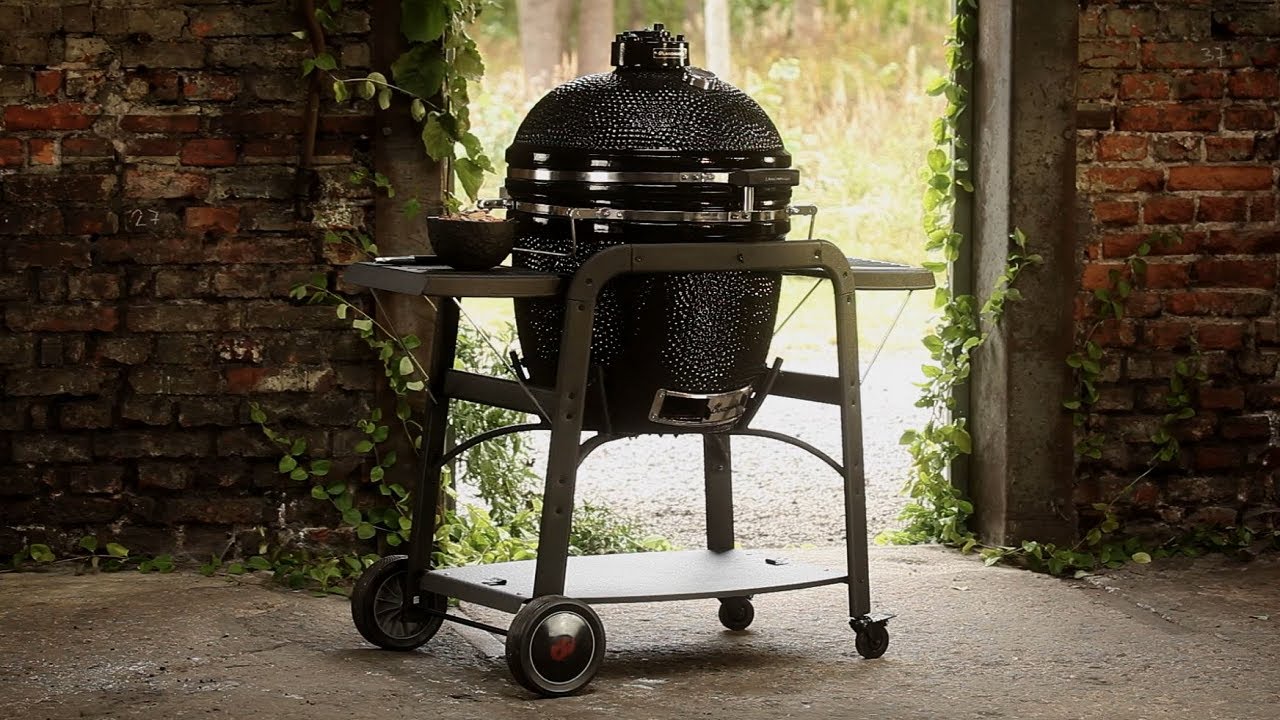 LANDMANN - The Kamado - YouTube