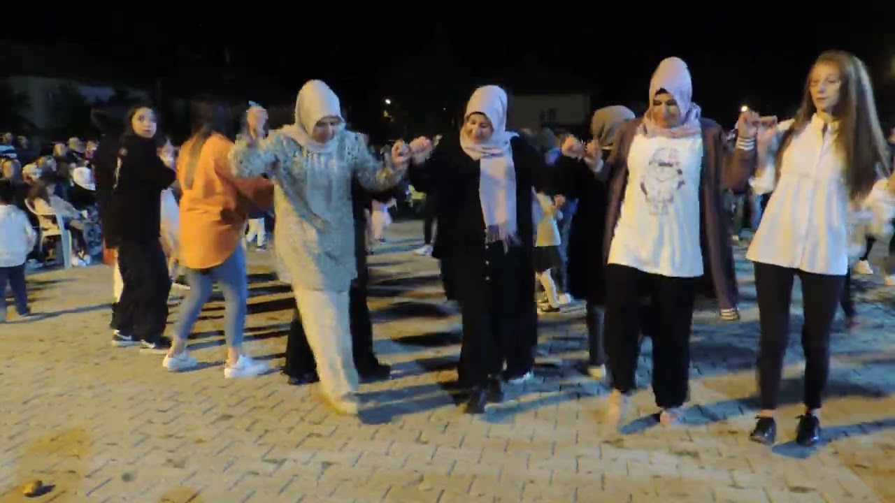 Köyde #ÇAYIRALAN da Zeynep ile İhsan ın düğününde #Halay #Gökte#Uçan#Teyyare