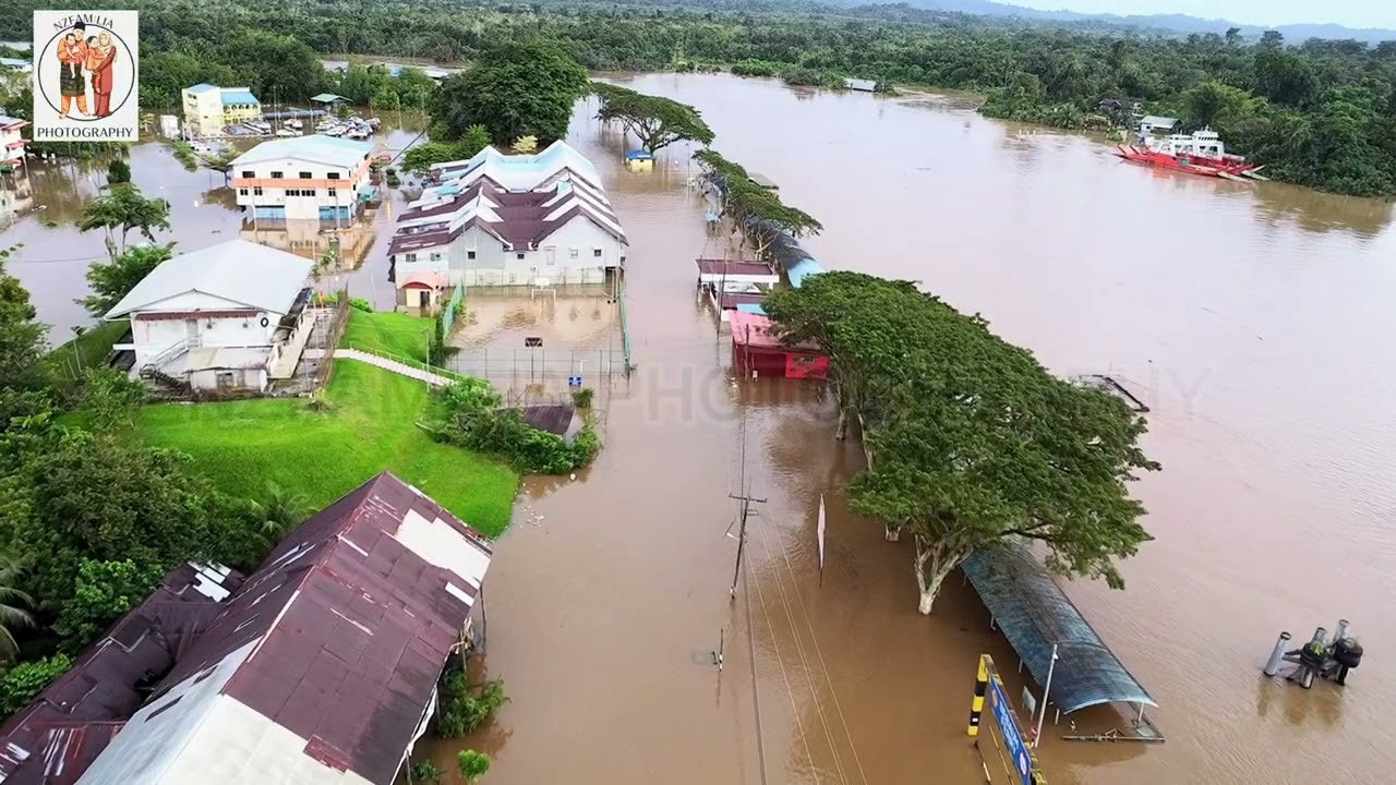 SEBAUH DILANDA BANJIR : RAHMAT TUHAN DIAWAL TAHUN