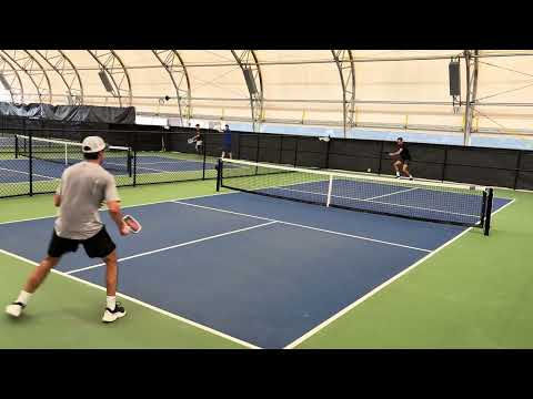 Game 2, Pro Players in Opelika, Singles, M. Brown vs. V. Rettke