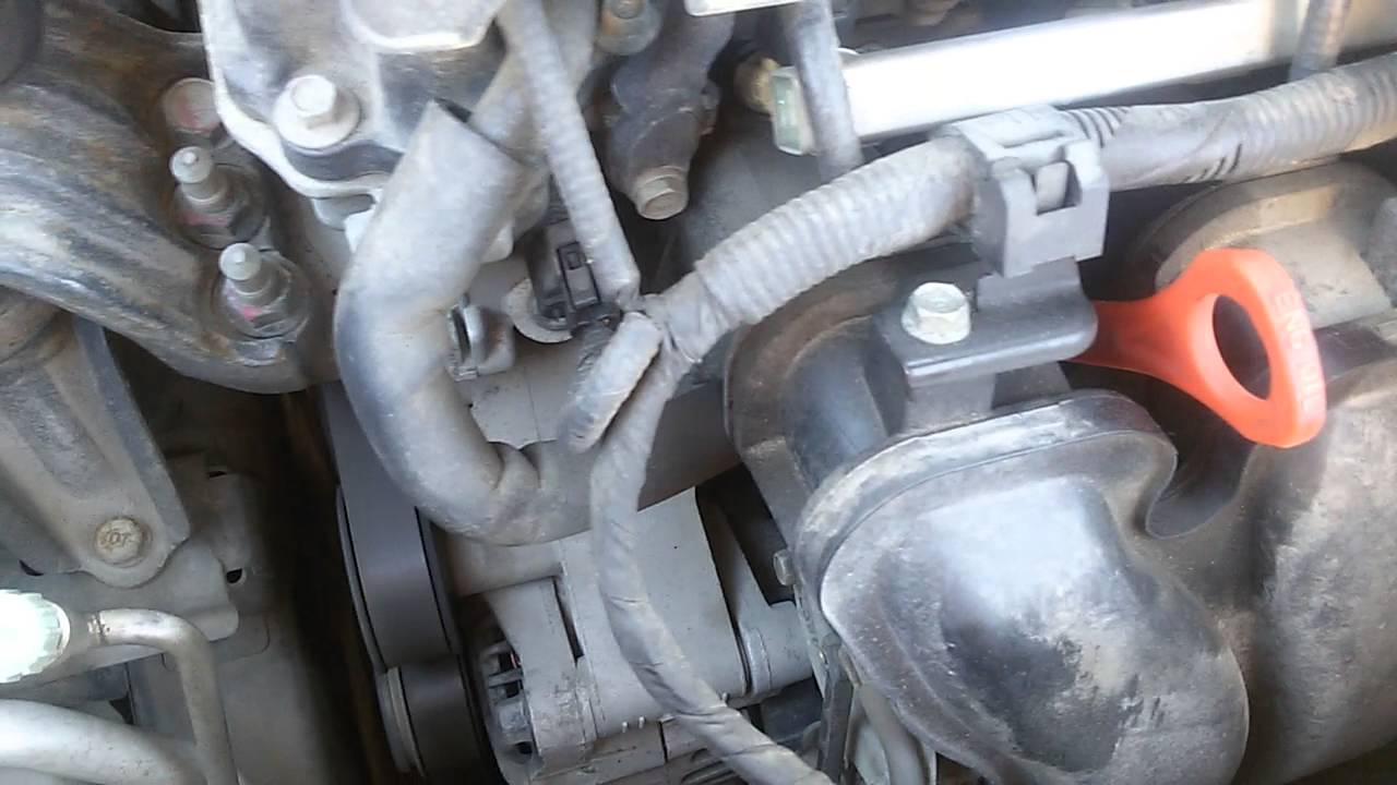 Стучит двигатель на холостых. Киа Спортейдж 2 скачёк оборотов на холостых. Стучат пальцы в двигателе при нагрузке Киа Спортейдж 2 поколения.