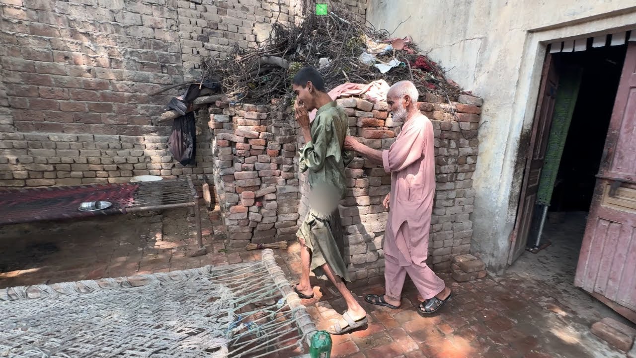 Dhamaad fout ho gya or nana apnay mazoor dhotay ki kis tarah daikhbaal ker raha hai