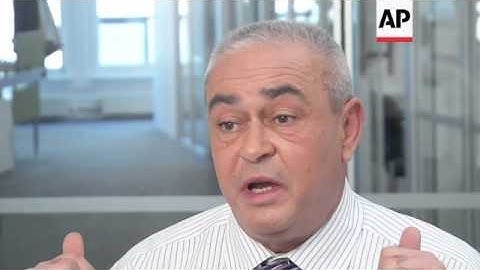 Two window washers left dangling from the nation