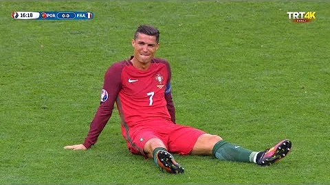 Pourquoi Ronaldo joue pas ce soir ?