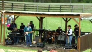 Code Blue and The Flatliners at Landry's Vineyard -Close to You