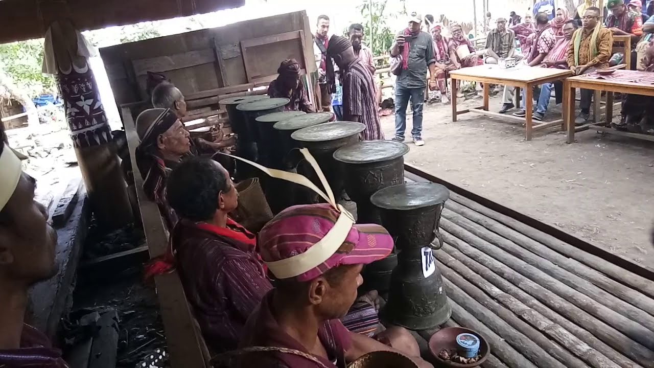 Festival Budaya Makan Baru Padi Desa Bampalola, Kecamatan Alor Barat Laut-Kabupaten Alor NTT. Part1