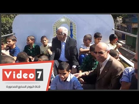 بالفيديو محافظ القاهرة يصطحب أطفال ملجأ أيتام مدينة نصر لرحلة بشارع المعز