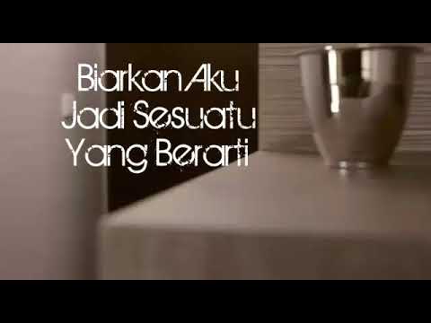 ada Aku Disini "Cover" Dhyo Haw (Sedih) "cover"vidio clip armada hargai aku