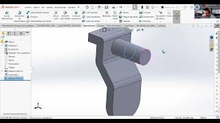 👉 Ejercicio completo en SolidWorks: combina extrusión, cortes y mirror E6