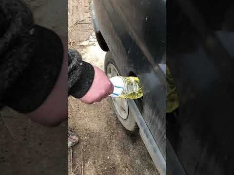 Video: Kako izlijevati ulje iz auta?