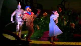 Video thumbnail of "The Wizard of Oz at the London Palladium"