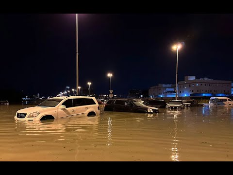 Dubai floods: Record rain hits UAE