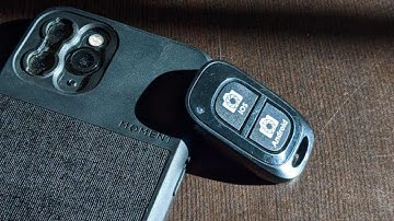 BLUETOOTH CAMERA REMOTE and a SMARTPHONE