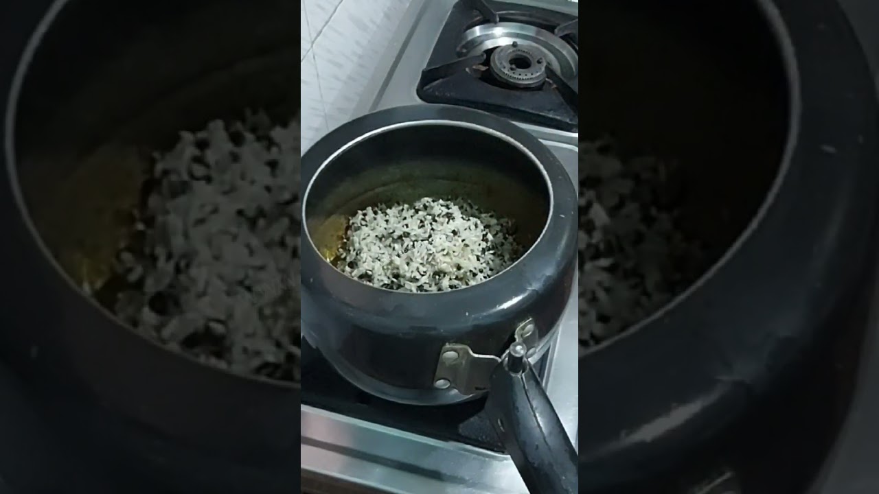 उड़द दाल खिचड़ी | Makar Sankranti Special | Urad Dal Khichdi Recipe 😋 #shorts