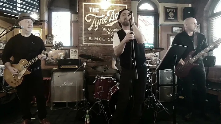 The Brian Rawson Band - Sitting On Top Of The World