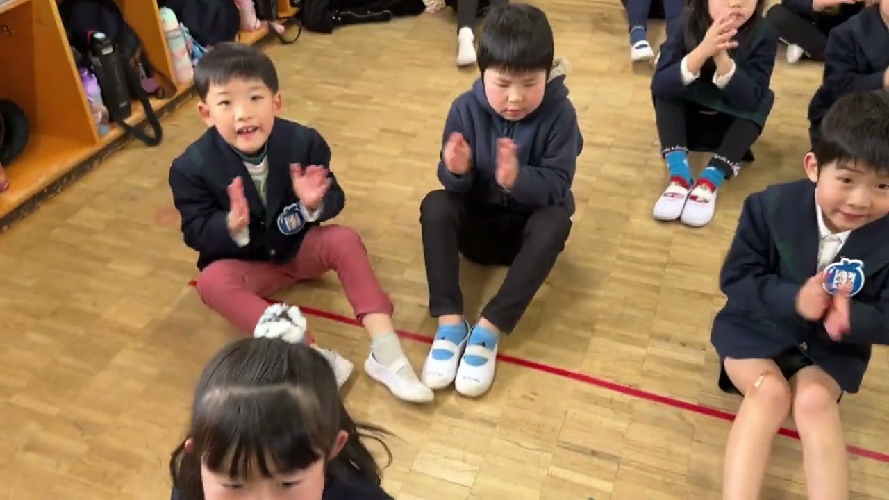 ともべ幼稚園　園児たちからの「クラップ・フォー・ケアラーズ」（2/6～10）