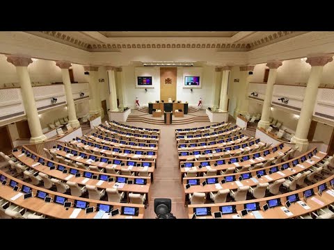 Download unavailable"}},"clickTrackingParams":"CAcQxzciEwj5hryImaSGAxW-7HMBHReSA4QyC29mZmxpbmVsaXN0"}},"miniplayer":{"miniplayerRenderer":{"playbackMode":"PLAYBACK_MODE_ALLOW"}},"contextParams":"Q0FFU0FnZ0M="},"streamingData":{"expiresInSeconds":"21540