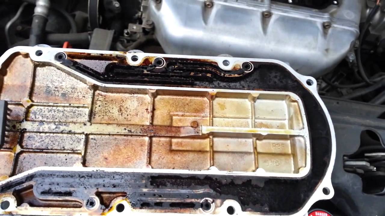How to Clean the EGR ports on a Honda Pilot - YouTube