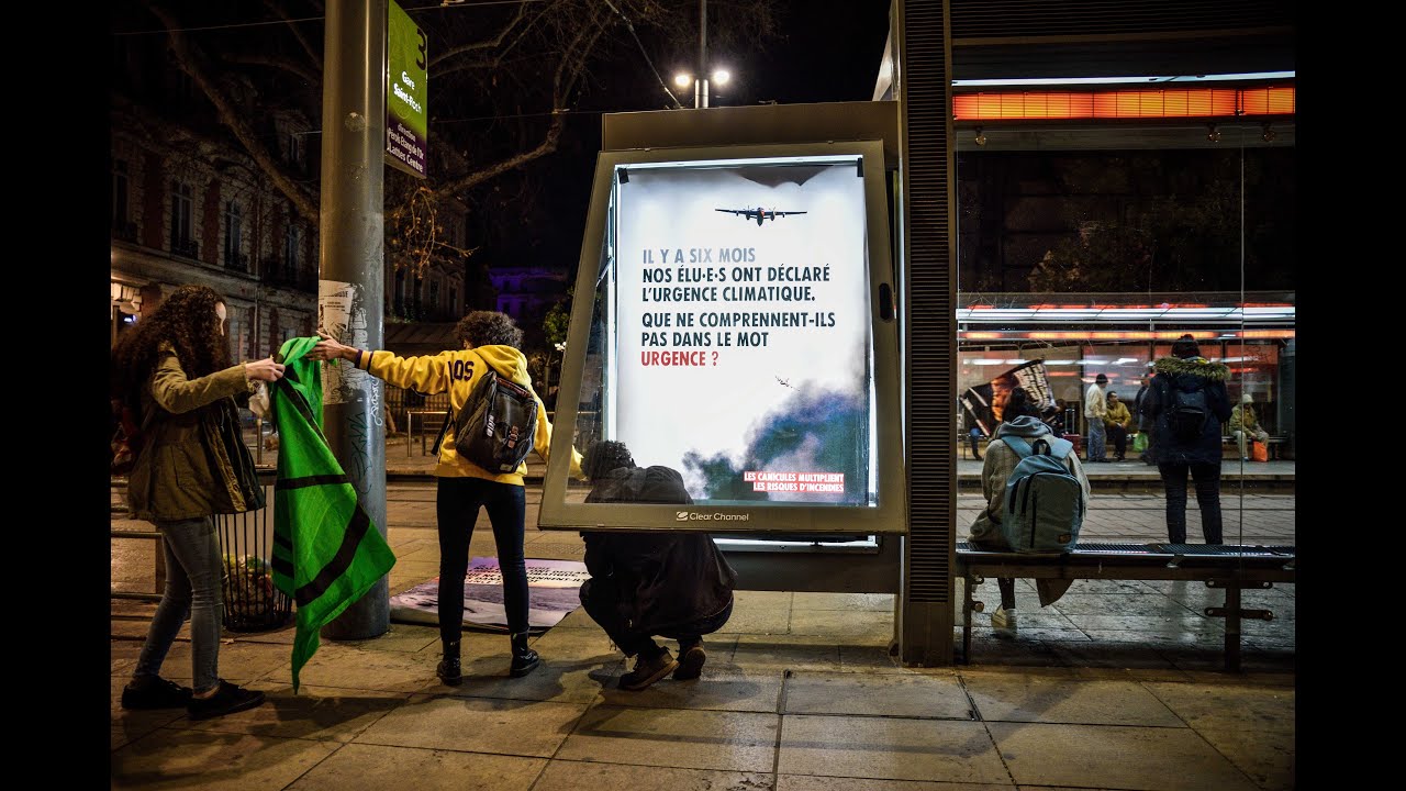 Action antipub d'Extinction Rebellion Montpellier