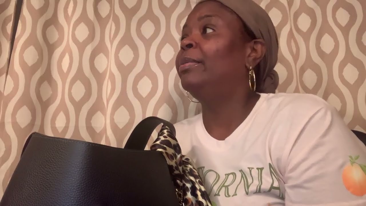 Счастливой пятницы! Большая сумка Hadley через плечо и приятная беседа!!!!!