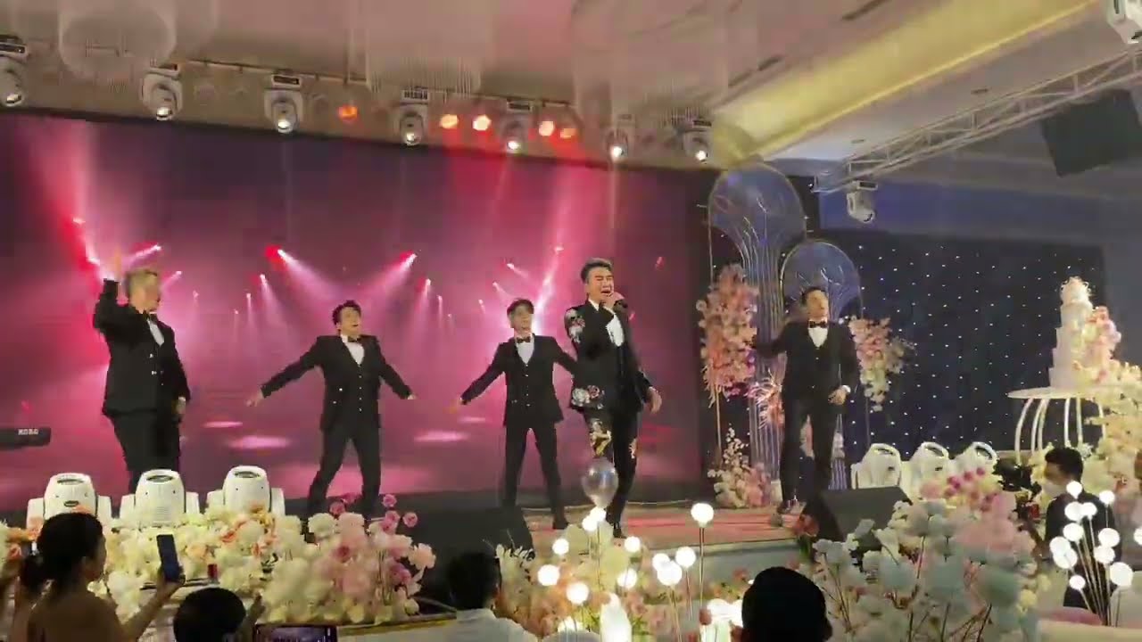 Thiên đàng ái ân, Đàm Vĩnh Hưng tại đám cưới VIP nhất Quảng Bình