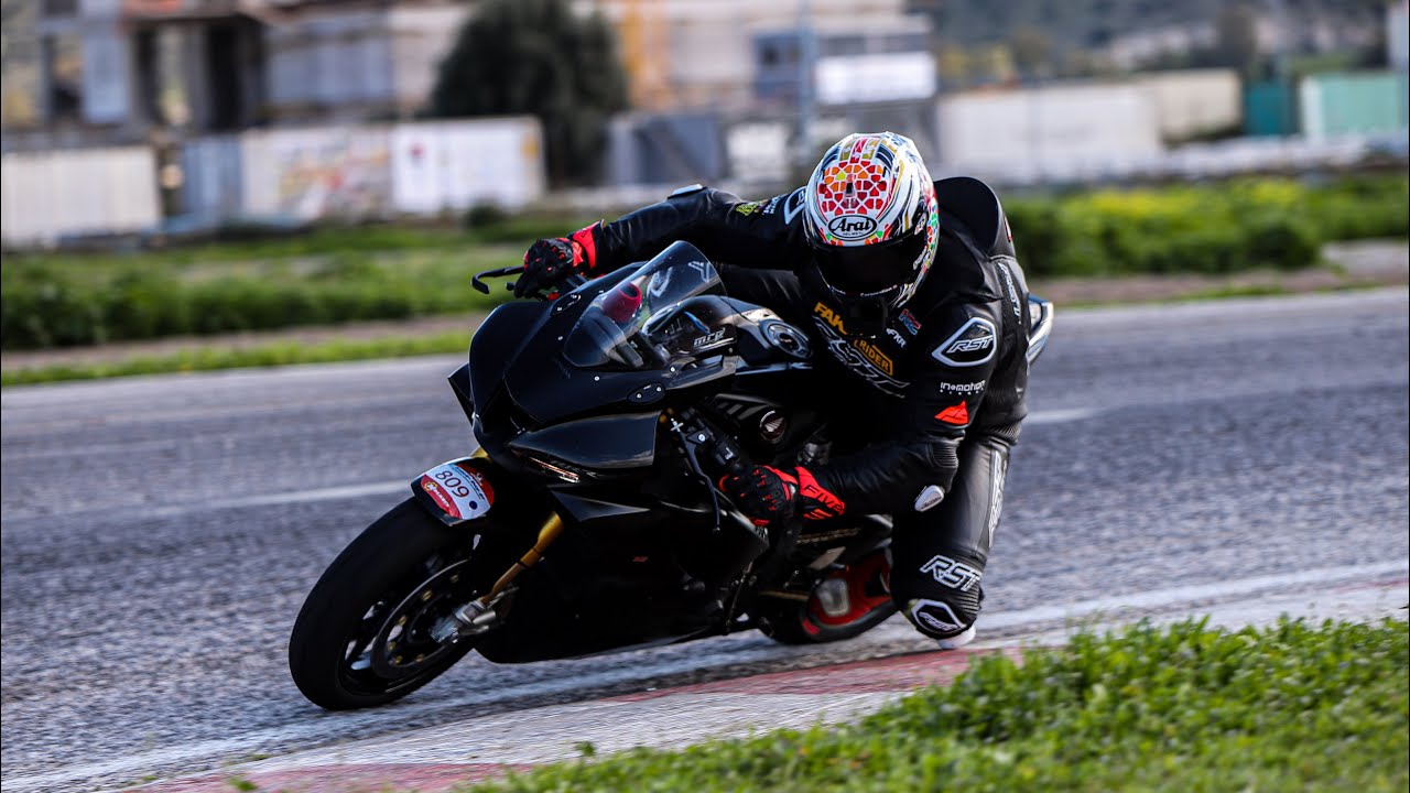 CBR1000RR-R SP 2021 TrackDay at Megara & Pirelli V4 SP Test 