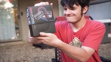 QooCam EGO Viewer-Integrated 3D Camera Unboxing: A Closer Look at This Innovative Device!