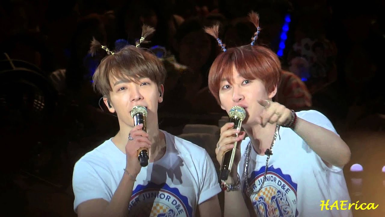 150607 D&E Asia Tour in Taiwan - Talk - 3 (偷偷坐下被抓包!)