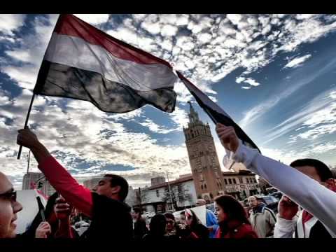 تامر عاشور هاقدر وصور نادرة لثورة 25 يناير