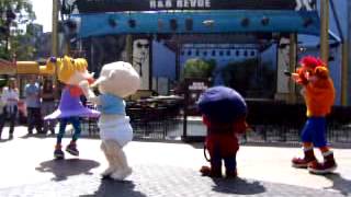 universal character dance- angelica from rugrats and friends