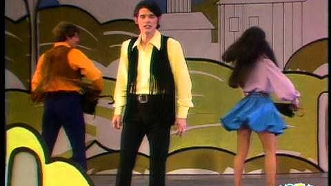 B.J. THOMAS "Raindrops Keep Falling on my Head" on The Ed Sullivan Show