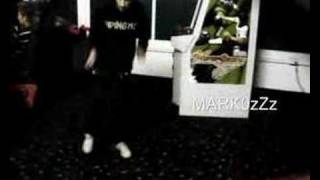 MArko n Aiidz-shuffling